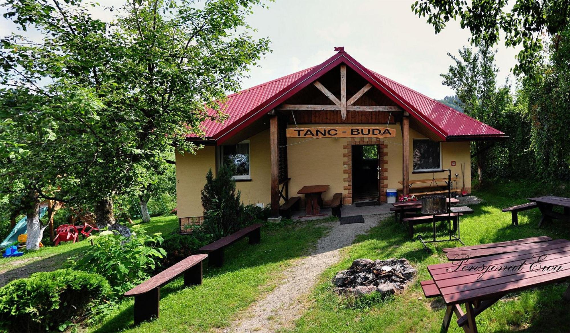 Dom Goscinny Ewa - Noclegi W Polanczyku Exterior photo